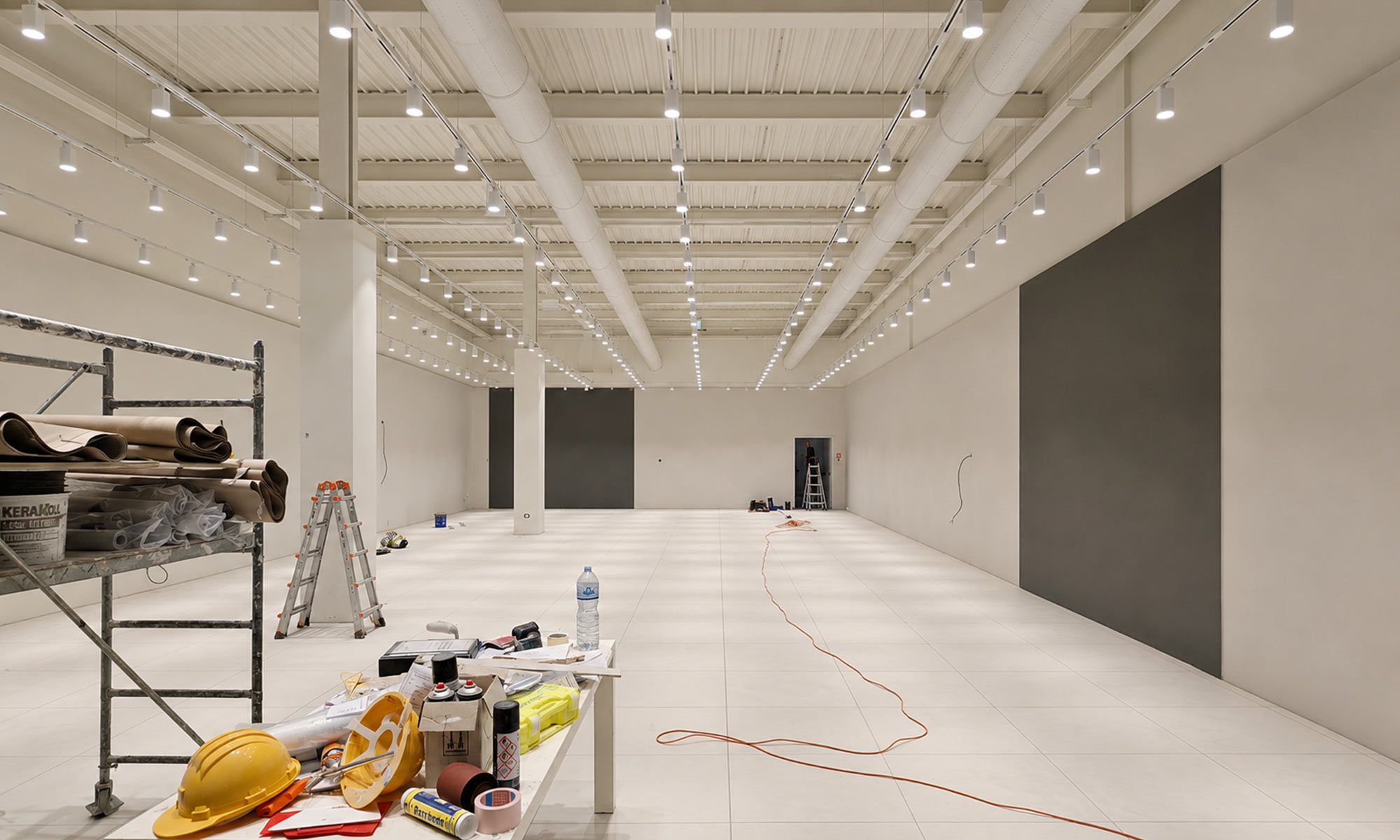 Preparazione dello spazio store Guess